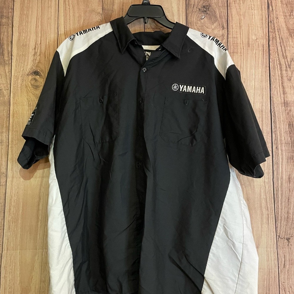 Yamaha Men's Black and White Casual Shirt